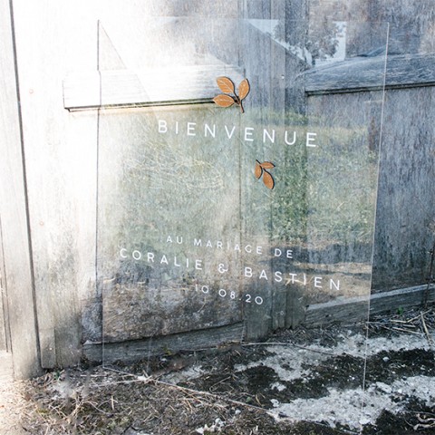 panneau accueil bienvenue plexi bois mariage moderne authentique