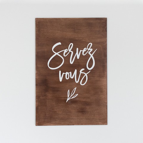 Panneau signalétique en bois pour cadeaux d'invités mariage rustic à poser